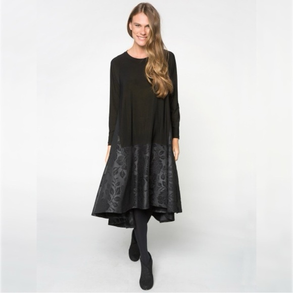 Alembika Oversized Shift Dress Womens Medium Black Mixed Media Floral - Picture 12 of 12